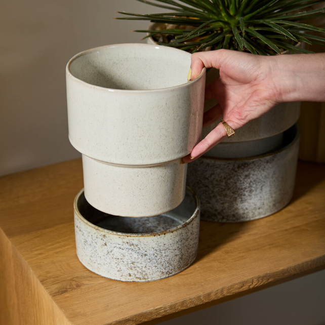 Endeavor Pot